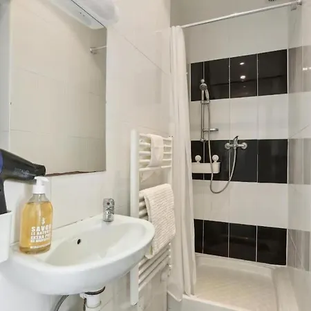 Cosy Studio With Terrace Retreat - Mp52a Διαμέρισμα